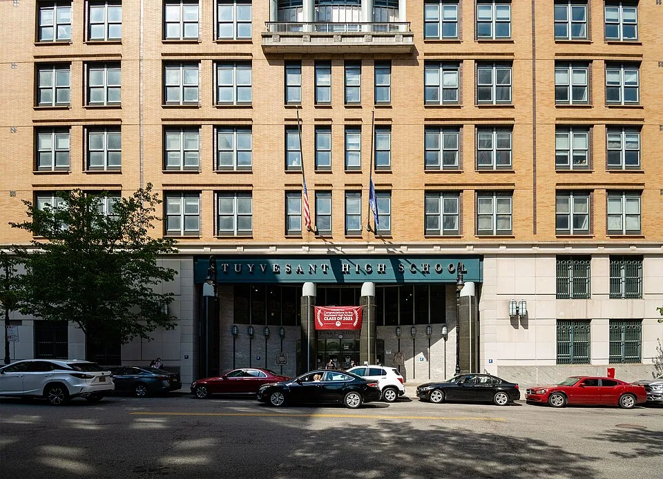 School Roofing in Manhattan, NY