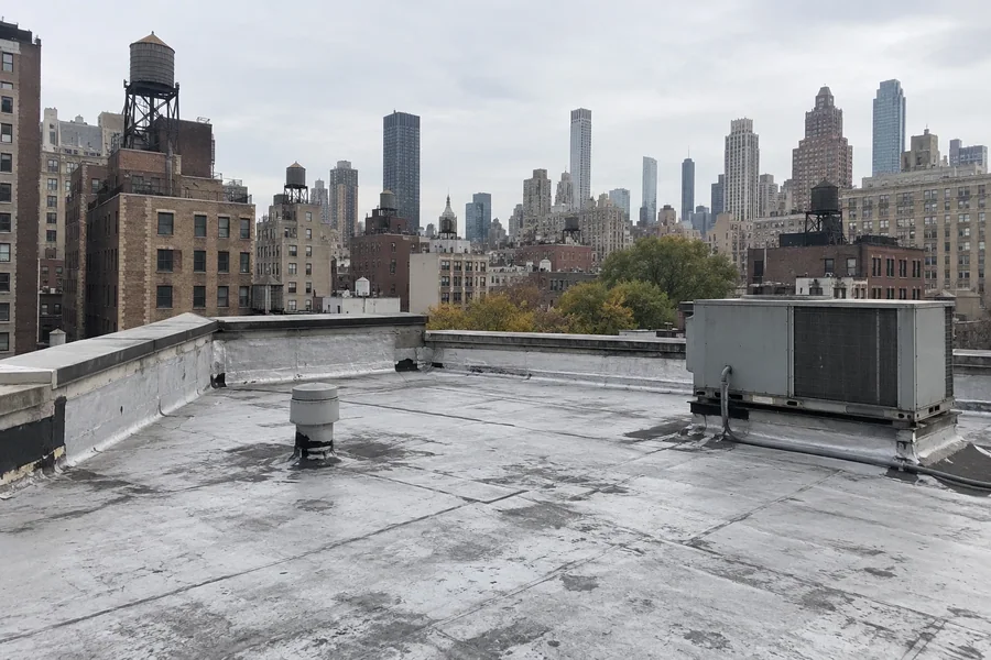 Shopping Center Roofing in Manhattan, NY
